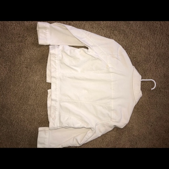 American Eagle corduroy crop Jacket - Picture 2 of 2